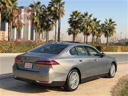 بي ام دبليو الفئة 5